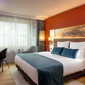 4* Hotel Leonardo Zurich Airport
