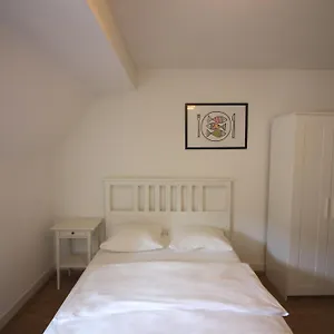 Rent A Eptingerstrasse - Self Check-in Basilea