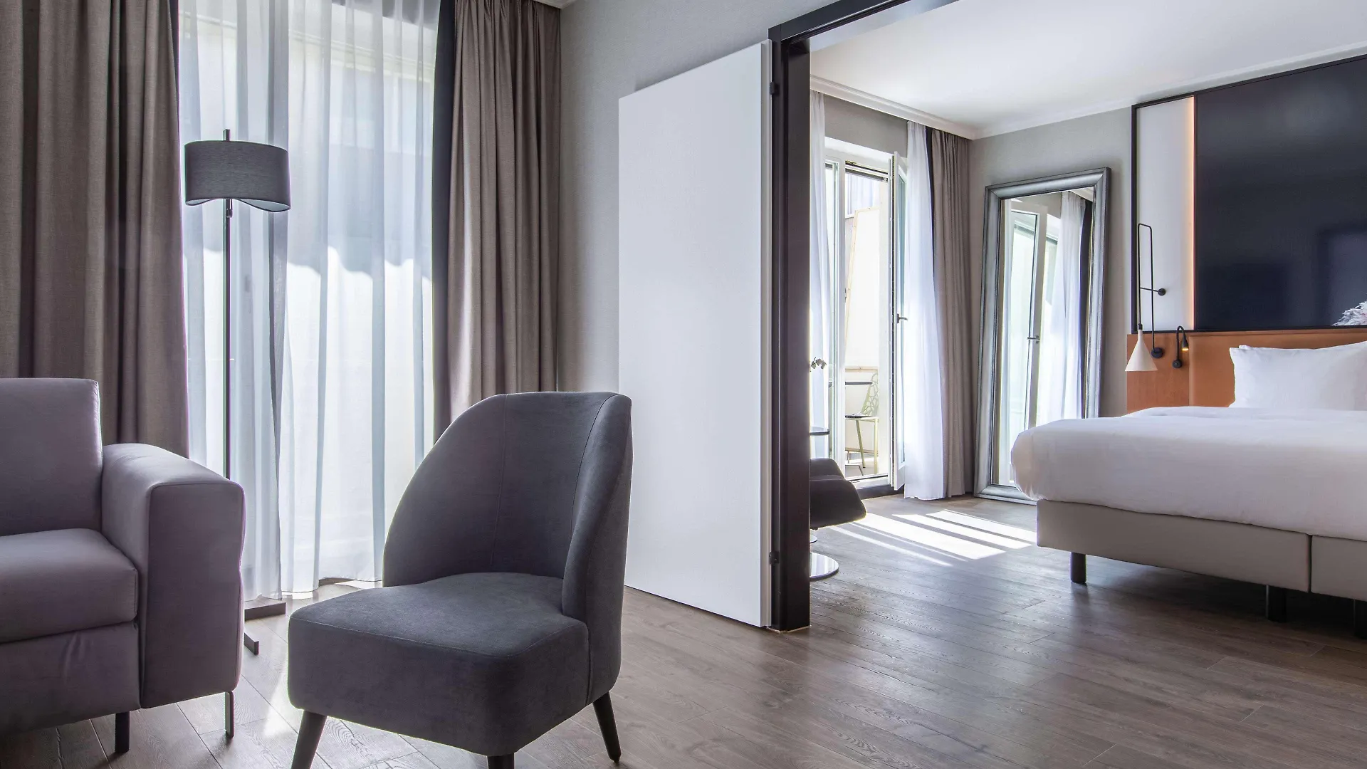 Radisson Blu, Basel Hotel