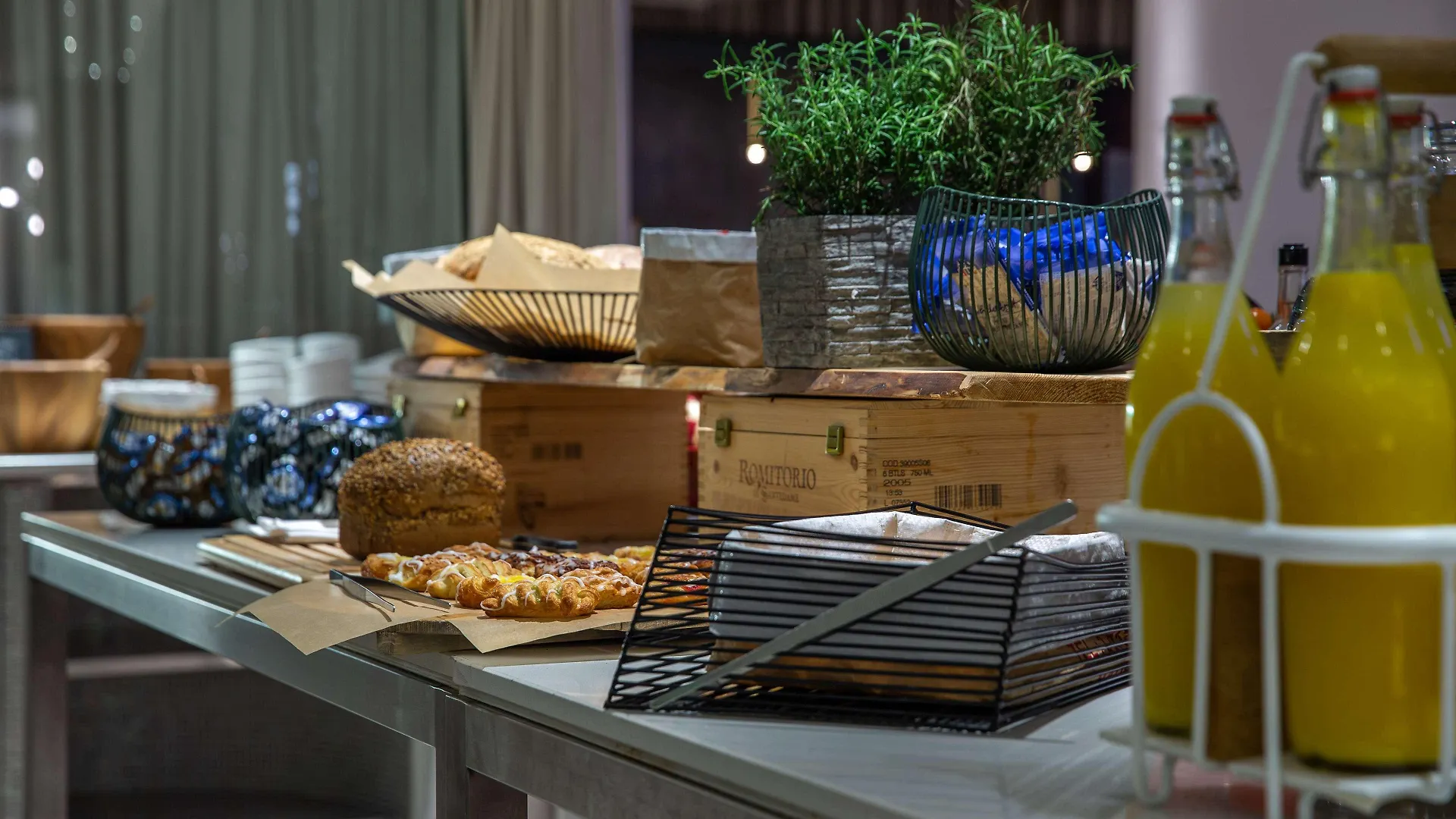 Radisson Blu, Basel Hotel