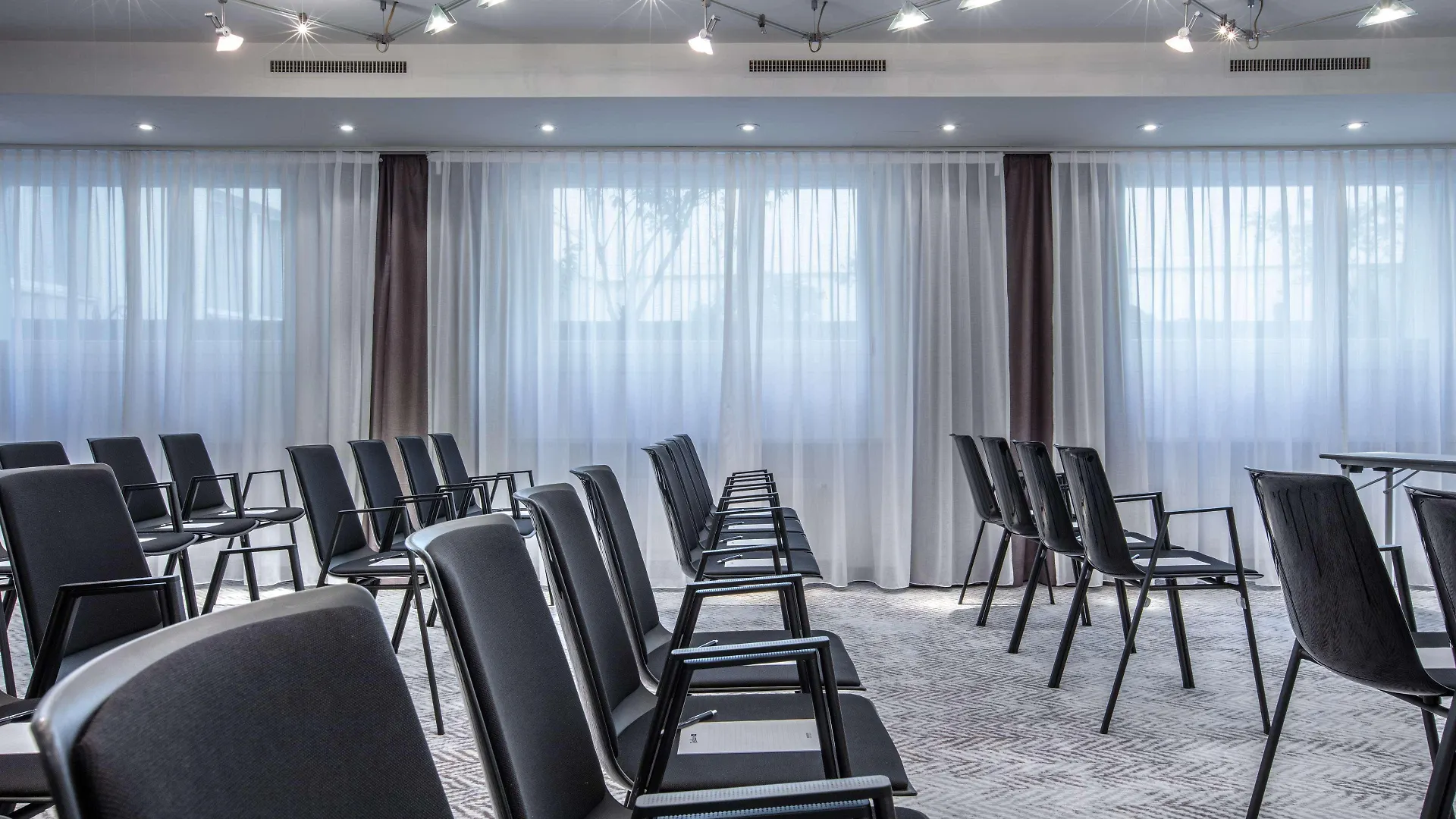 Radisson Blu, Basel Hotel 4*,  Switzerland