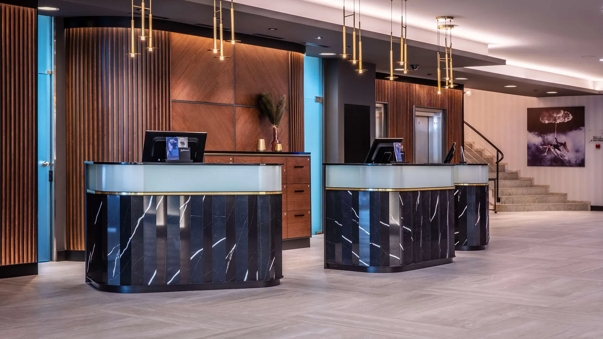 Radisson Blu, Basel Hotel