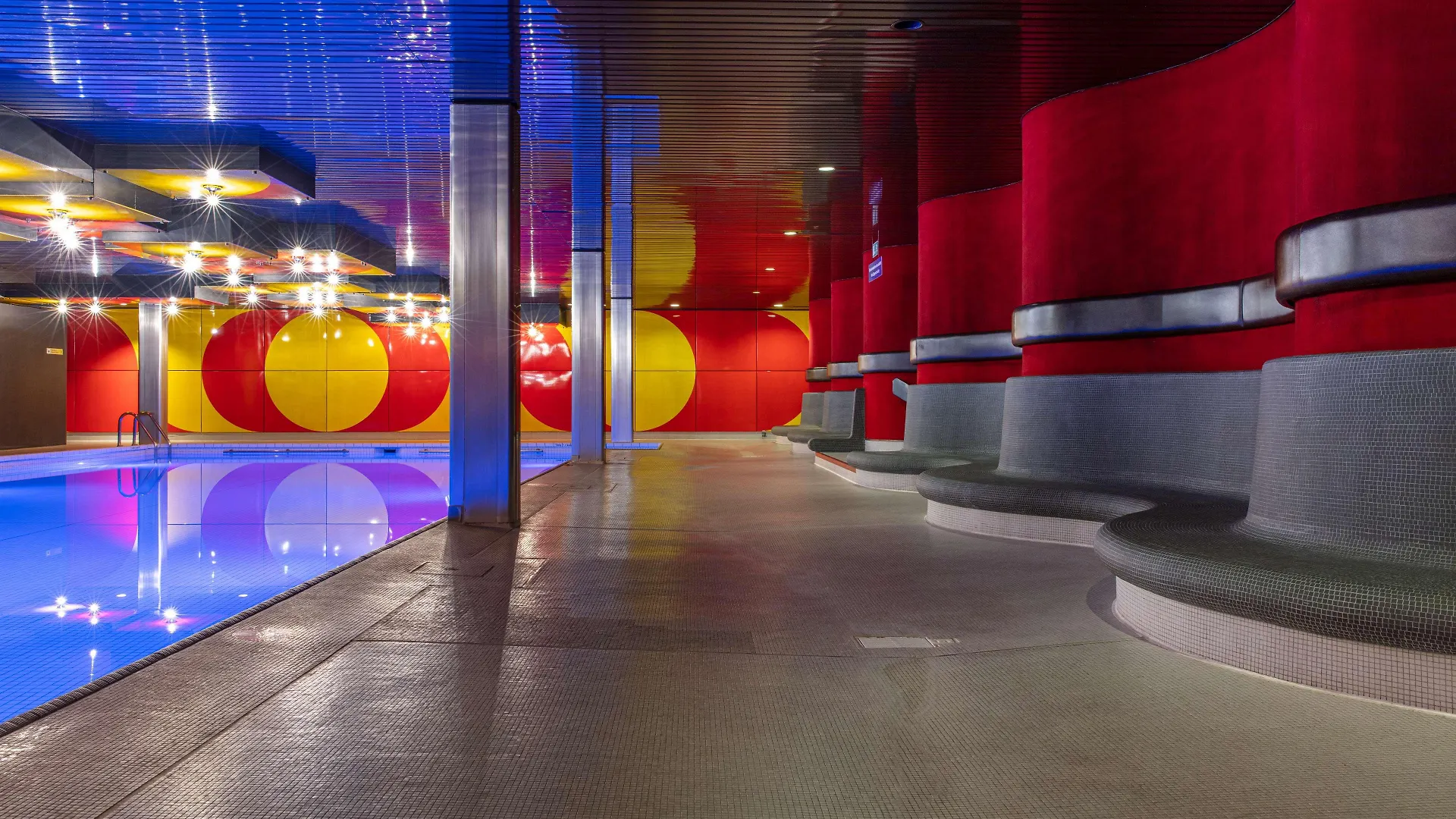 Radisson Blu, Basel Hotel